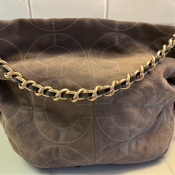 Suede!!!! Coach Gray embossed Coach hobo with lizard strap and chain - Picture 3 of 9